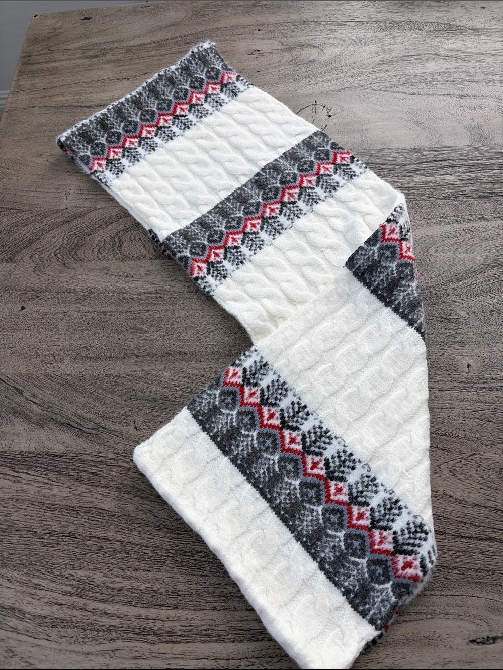 NWOT MUK LUKS Nordic Fair Isle Knit Infinity Scarf White Red Grey Black